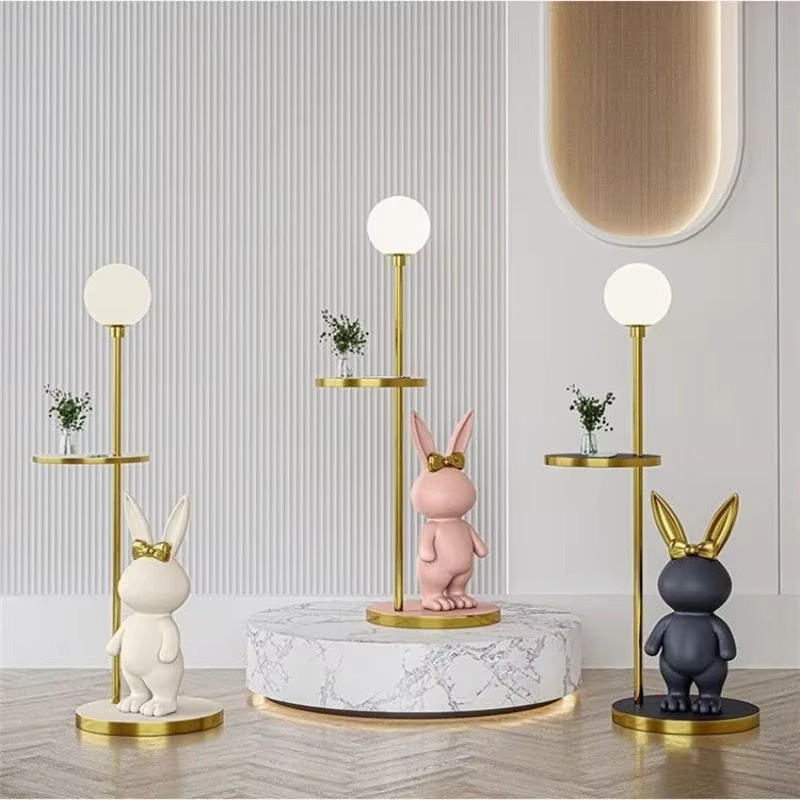 JIANKEXING Moderne LED-Stehlampe im Kaninchen-Design in Weiß mit Gold/Messing-Akzenten für Wohnzimmer, Schlafzimmer und Kinderzimmer - Bild 2