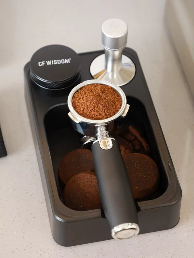 CF Wisdom Espresso Knock Box aus Kunststoff in Schwarz, rechteckige Kaffeesatz-Stampfstation - Bild 7