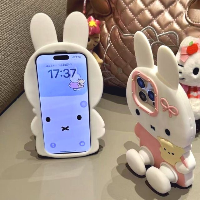 Miffy 3D Bunny Silikon-Handyhülle mit Fußständer für iPhone 16/15/14/13 Pro Max in Pink, stoßfestes Full-Cover Case - Bild 1