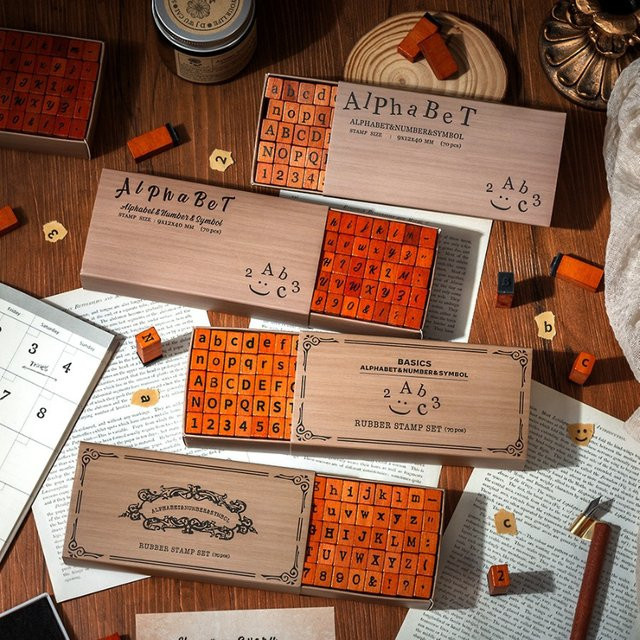 Dekorative Druckmaterialien aus Holz mit 70 Zeit-Zaubersprüchen, Retro-Buchstaben und englischen Zahlen für deinen Schulbedarf - Bild 1