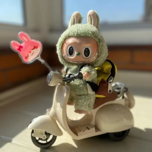 Labu Doll Mini Motorrad, Puppenzubehör, beige, Kunststoff - Bild 1