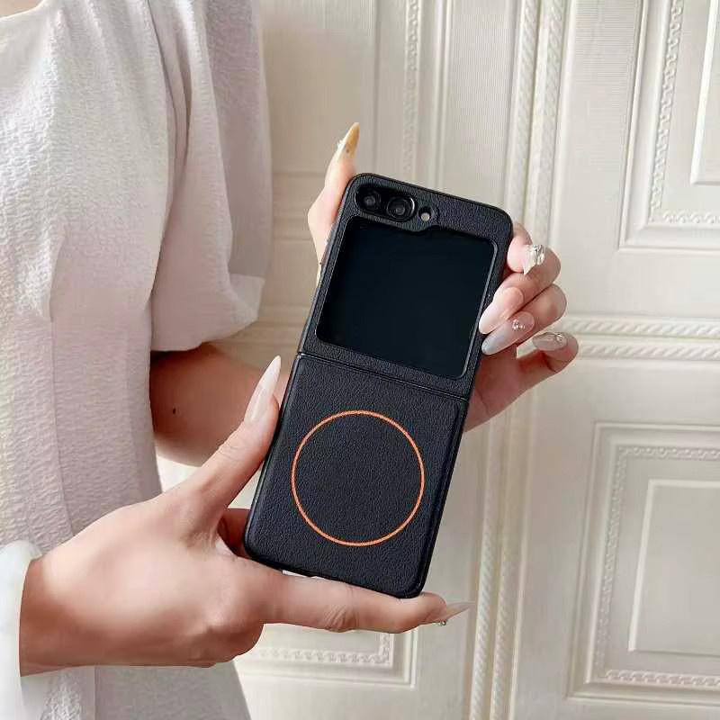 Samsung Leder-Matt-Magnethülle für Galaxy Z Flip 7, FE 6, 5, 4, 3 in Schwarz - Bild 2