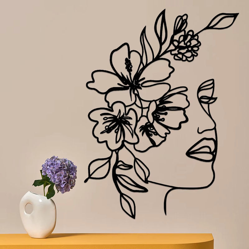 Minimalistische Wanddekoration aus Metall in Schwarz mit Frauengesicht und Blumen als hängende Kunst für Wohnzimmer, Schlafzimmer oder Badezimmer, B/H: 40 x 40 cm - Bild 5