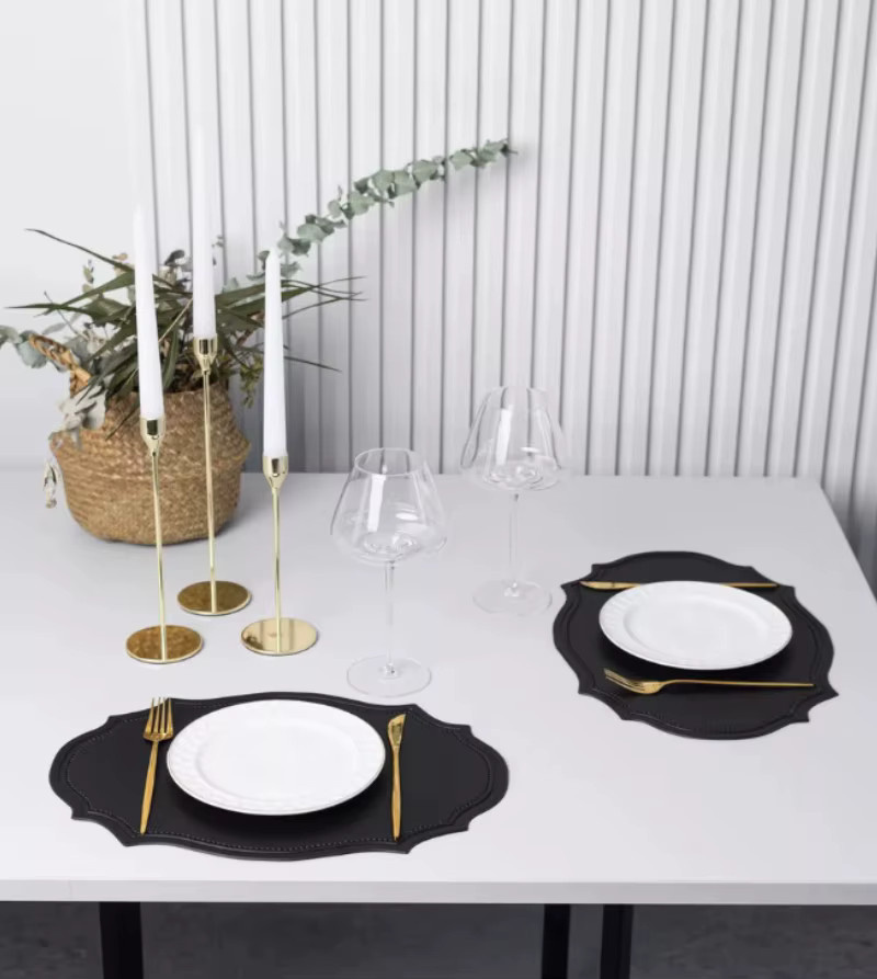 Set aus geformten PU-Kunstleder Tischsets von inyahome in Schwarz, Rosa und Grün - Bild 6