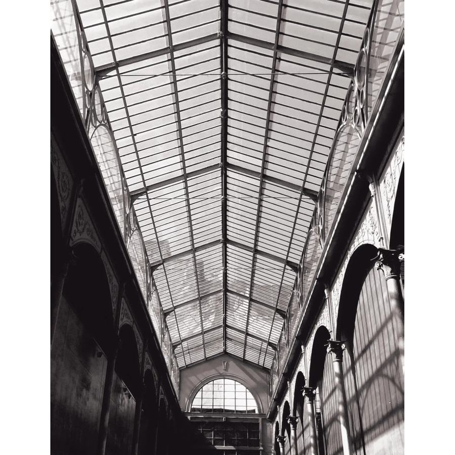 Rasch Digitaltapete Factory IV 940923 Fenster in Grau, Schwarz und Weiß mit Stadtlandschaft-Motiv, B: 300 cm, H: 232,5 cm - Bild 1