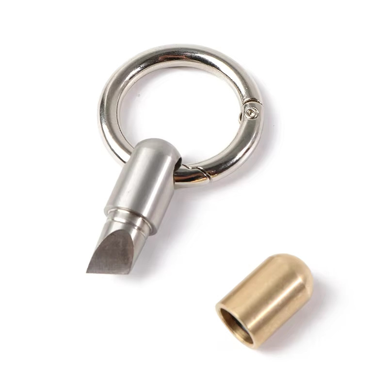 Mini-Kapselmesser aus Messing als EDC-Schlüsselanhänger und tragbarer Paketöffner in Silber - Bild 2