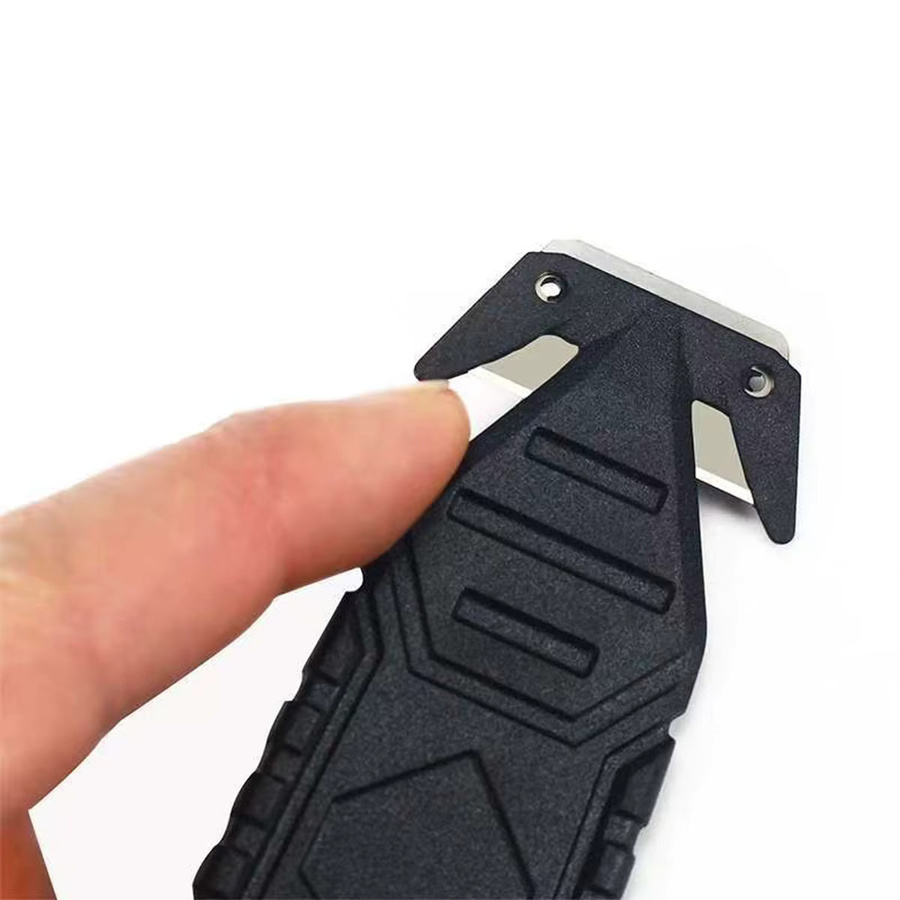 Sicherheits-Kartonmesser in Schwarz mit ergonomischem Griff und versteckter Edelstahlklinge als Universalmesser und Umschlagöffner - Bild 3