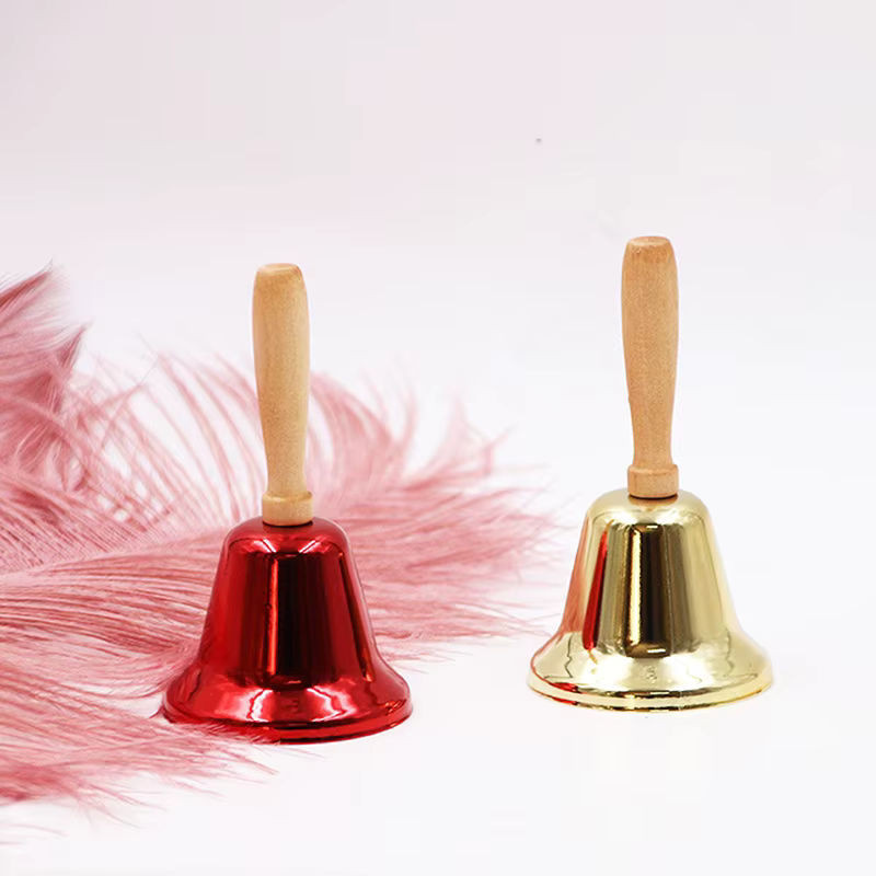 Kreative Weihnachts-Handglocke in Gold und Rot für deine Weihnachtsdekoration - Bild 1
