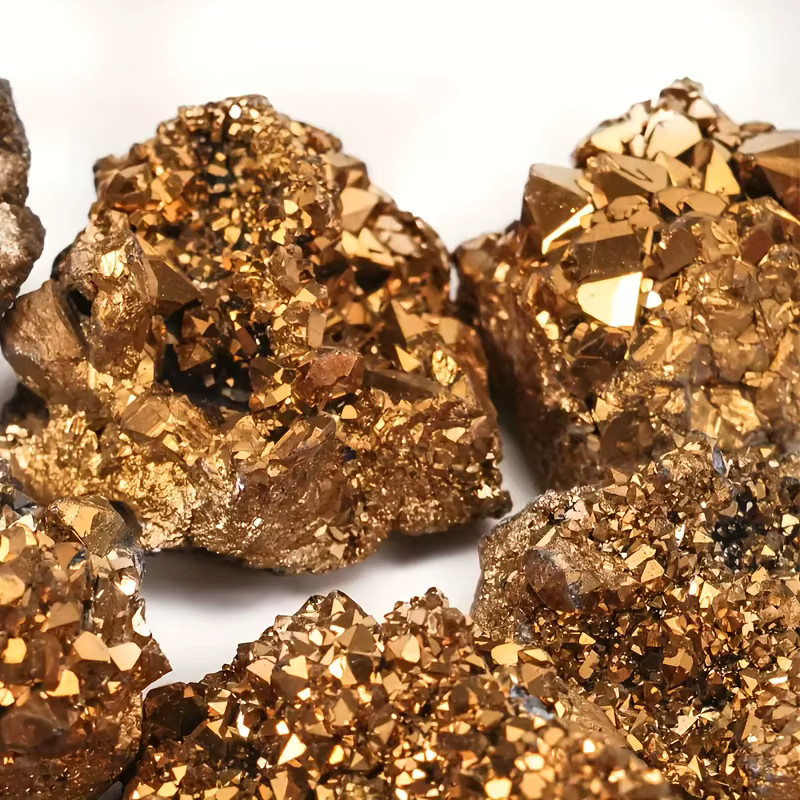 Goldener Kristallcluster als Deko-Stein für Innendekoration, Aroma-Diffusor und DIY-Kunsthandwerk - Bild 5