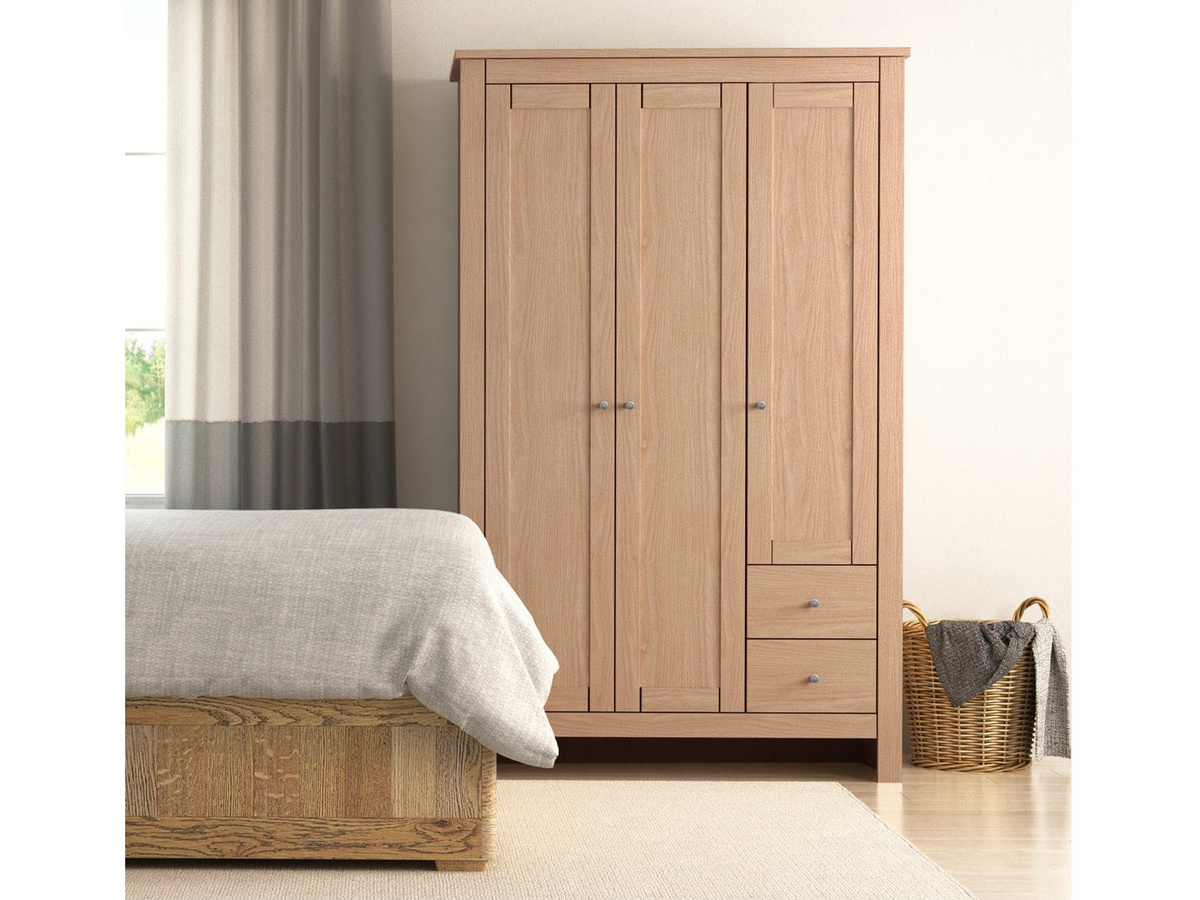 loft24 Kleiderschrank Eddie Dielenschrank im Landhausstil mit 3 Türen, 2 Schubladen und Kleiderstange - Bild 1