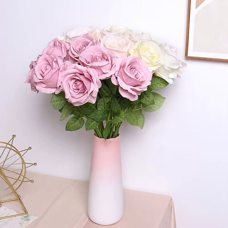 MENGHAO Set aus 5 künstlichen Rosen aus Seide in Rot für Hochzeitsdekoration und Wohnkultur - Bild 2