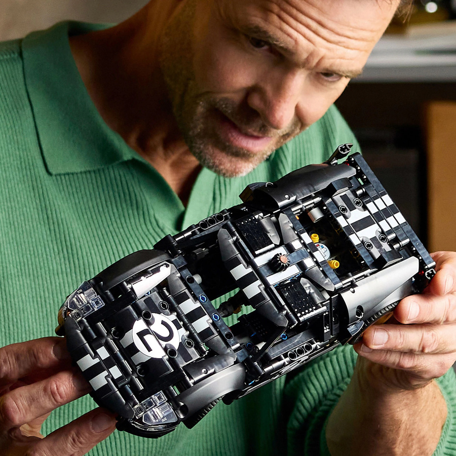 LEGO Technic 1966 Ford GT40 MKII Rennwagen ab 18 Jahren - Bild 7