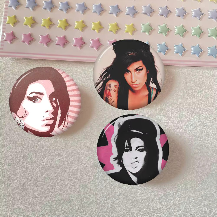 kayou Brosche, Amy Winehouse, Unisex - Bild 2
