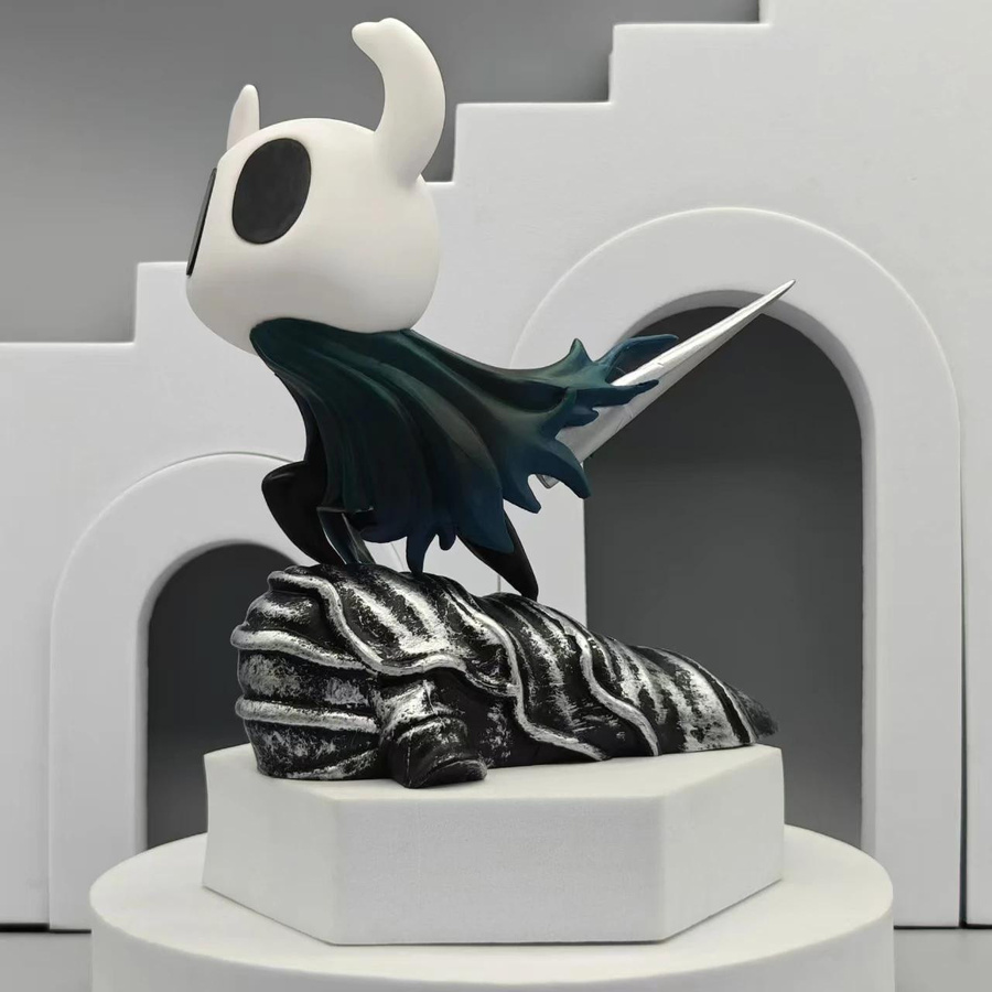 Yiran toy 1 Hollow Knight Drei Schwertkämpfer Schreibtischfigur PVC - Bild 2