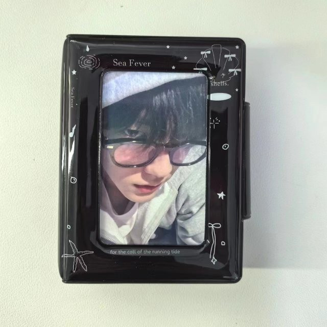 Shining Shell Serie Liebeskarten-Album aus PVC in Schwarz mit 20 Innenseiten für 3 Zoll Mini Idol-Fotokarten - Bild 1
