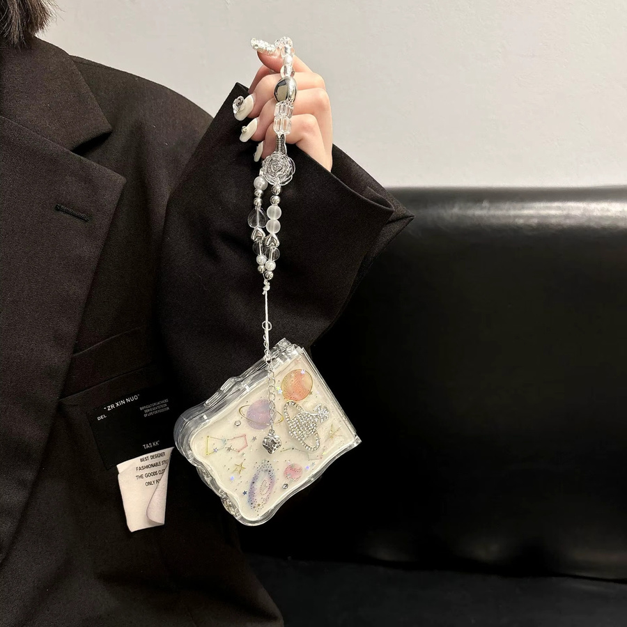Transparente Silikon-Handyhülle mit Epoxidharz und Glitzer-Sternen für Samsung Galaxy Z Flip 6, 5, 4 und 3 inklusive Kettenriemen - Bild 4