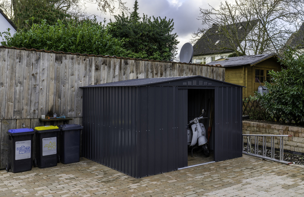 Globel Industries Gerätehaus Gartenmanager Dream 1010 aus Stahlblech in Anthrazit mit Schiebetüren und Lüftungsschlitzen - Bild 4