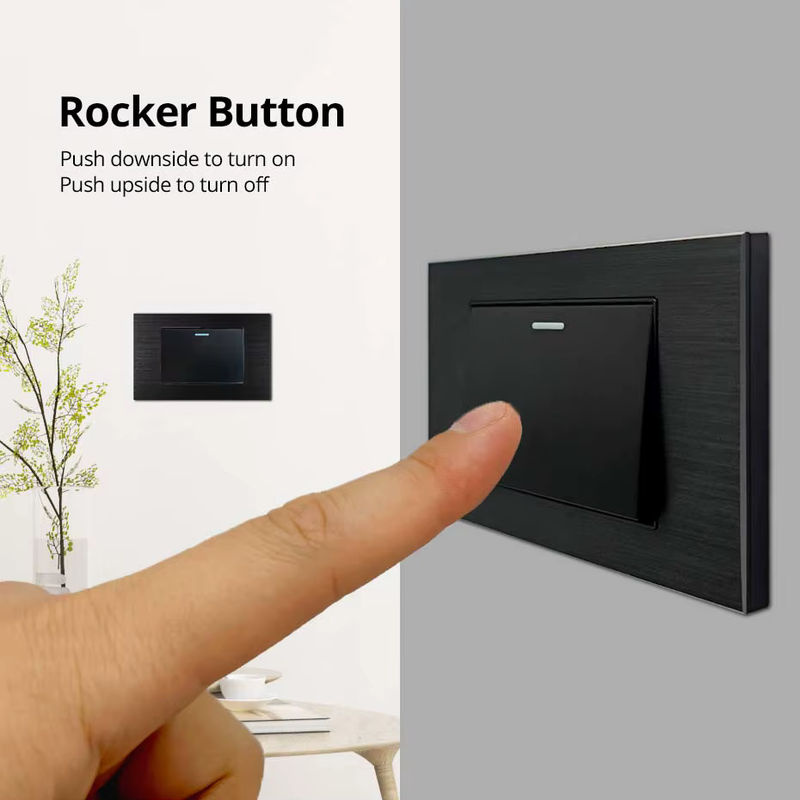 Wallpad Wandlichtschalter aus schwarzem Aluminium mit Wipptaste und USB-Ladeanschluss, B/H: 11,8 x 7,5 cm - Bild 3