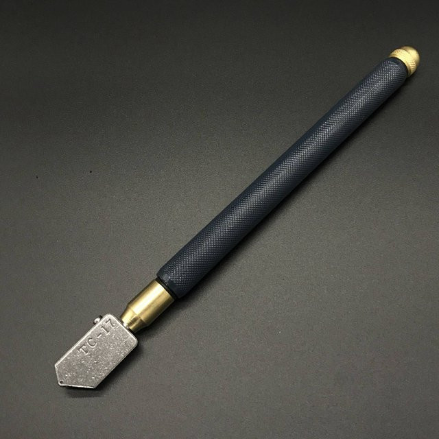 TOYO TC-17 Ölglasschneider mit Metallgriff und Diamant-Schneidwerkzeug in Schwarz, Länge: 17,5 cm - Bild 1