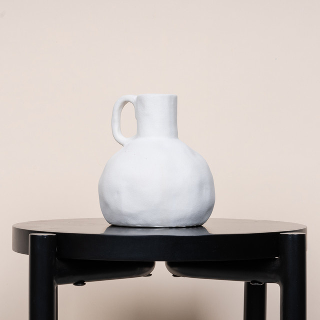 Keramik Vase mit Henkel von BLUME2000 in Cremeweiß im Japandi Design, Höhe: 14,0 cm, Breite: 12,5 cm, Tiefe: 12,5 cm - Bild 1