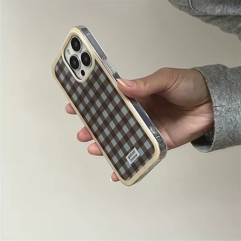 Karierte Handyhülle für Apple iPhone in Braun und Gelb als Soft Clear Cover - Bild 4