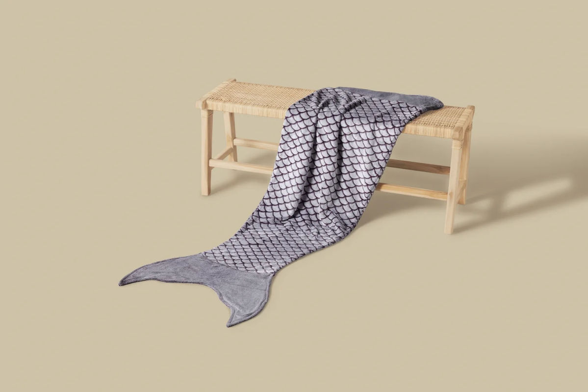 LIVARNO Kuscheldecke Meerjungfrau in Lila, Breite: 60 cm, Länge: 180 cm - Bild 3