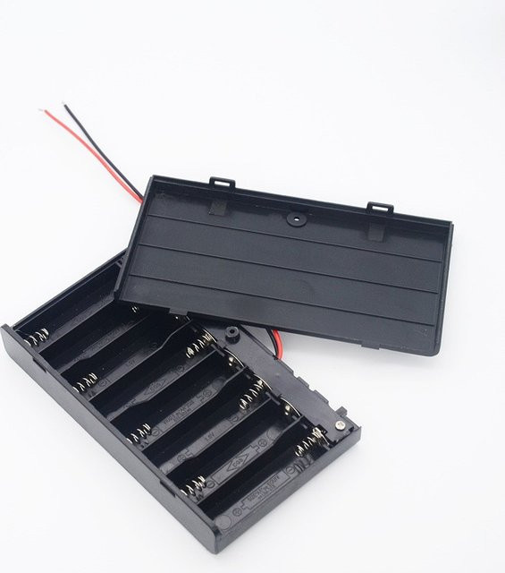 Batteriehalter B5 Nr. 5 mit 8 Zellen für AA Batterien inklusive Abdeckung, Schalter und roten sowie schwarzen Leitungen für 12-V-Stromzubehör - Bild 1