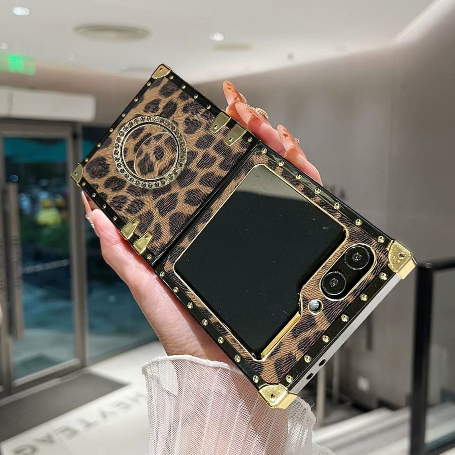 Premium Leder Handyhülle mit Leopardenmuster und Goldrahmen für Samsung Galaxy Z Flip 7 6 5 4 3 5G sowie Z Flip 7 FE in Braun und Multicolour mit Halterung - Bild 2
