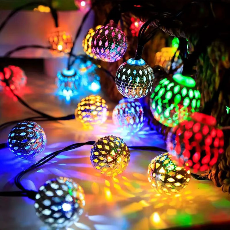 Peach Forest Solar LED Lichterkette mit marokkanischen Kugeln für Garten und Party - Bild 2
