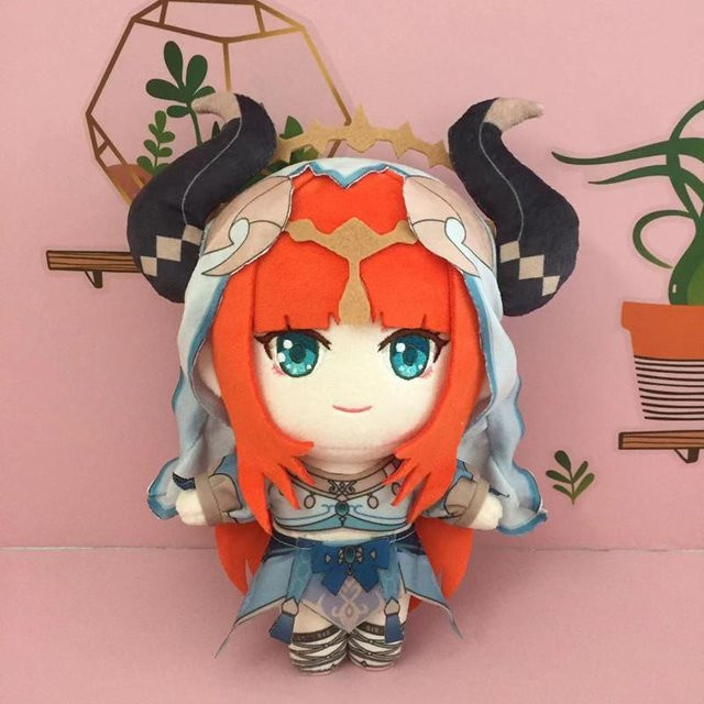 Fashnics Genshin Impact Nilou Cosplay Plüschpuppe 20cm - Bild 1