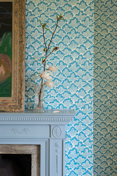 Farrow & Ball Tapete Aranami Abstract Design in Pavilion Blue und St. Giles Blue - Bild 1