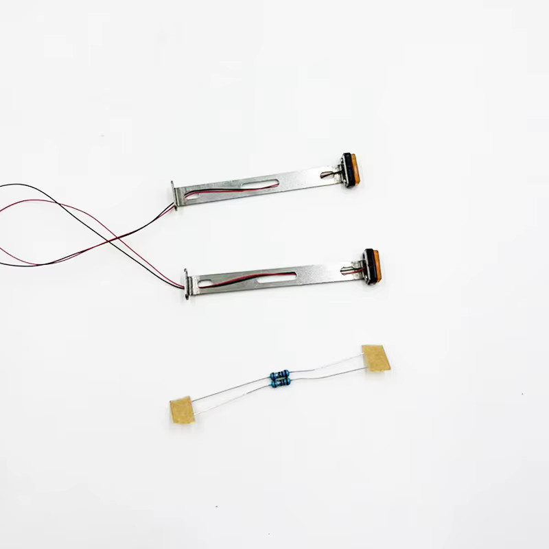Tamiya Seitliche LED-Breitenleuchten, Warnleuchten, 1:14 - Bild 2