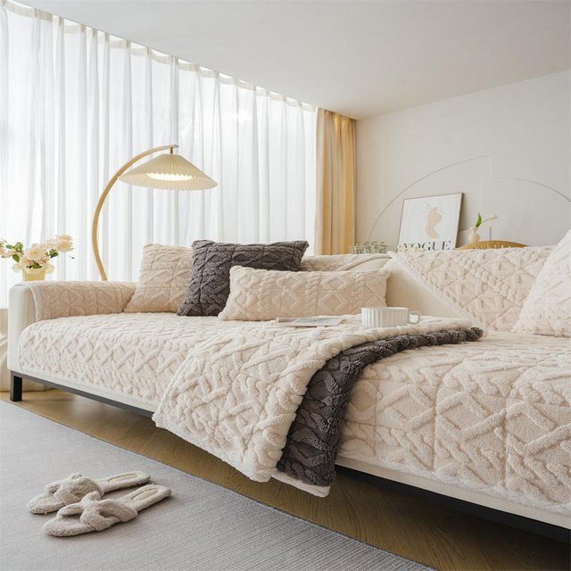 Beiges Plüschkissen für das Sofa von Household supplies MH, quadratisch, B/T/H: 70 x 70 x 70 cm - Bild 1