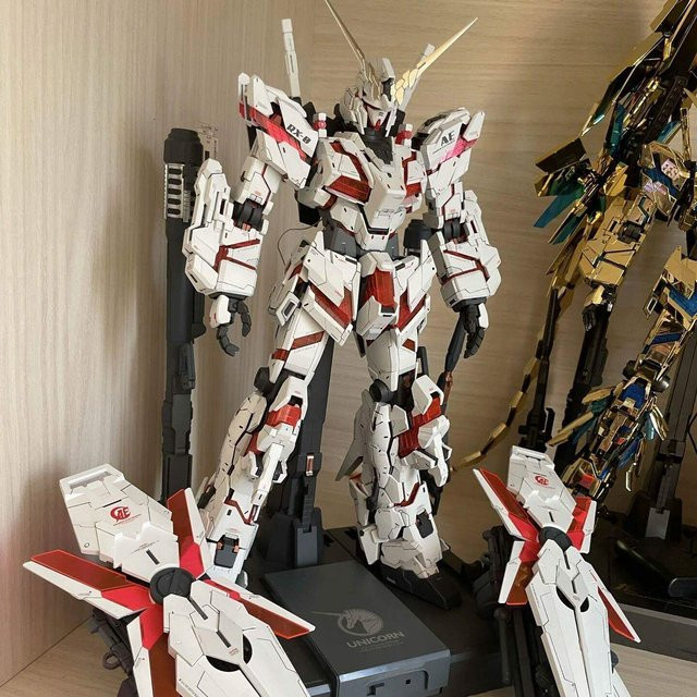 TAKARA TOMY Gundam Unicorn Unit 1 Destroy Mode HG 1/144, Modellbausatz, Actionfigur - Bild 1
