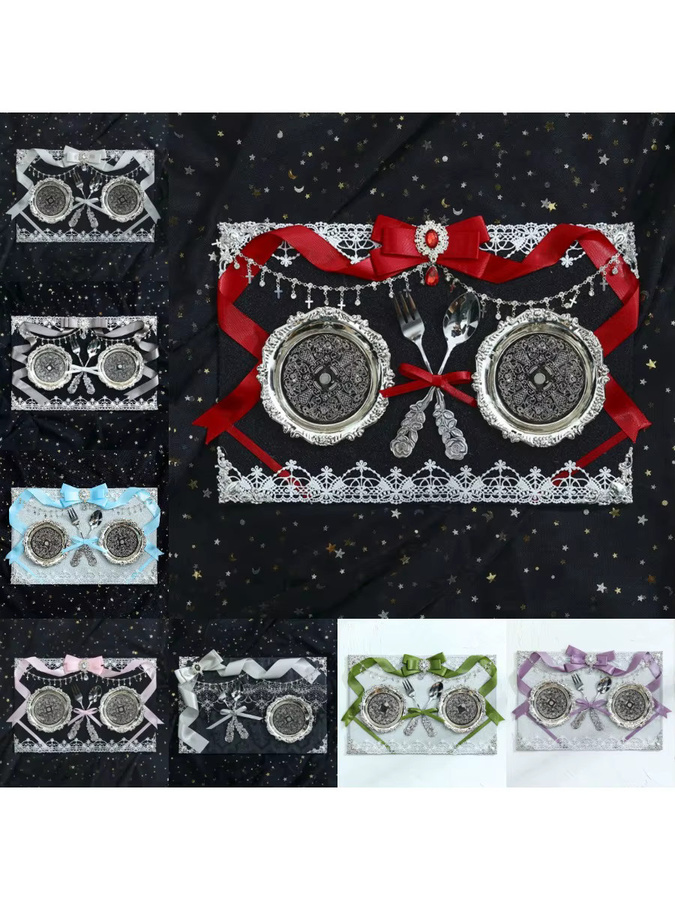 Gothic Classic Lolita Schmetterlingsschleife Ita Bag Einlegeplatte aus Metall in Weiß als Abzeichenhalter und Organizer-Board - Bild 3