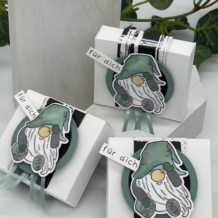 Geschenkbox mit mehrfarbigen Metall-Schneideformen für DIY-Scrapbooking, Kartenherstellung und Basteldekoration - Bild 2