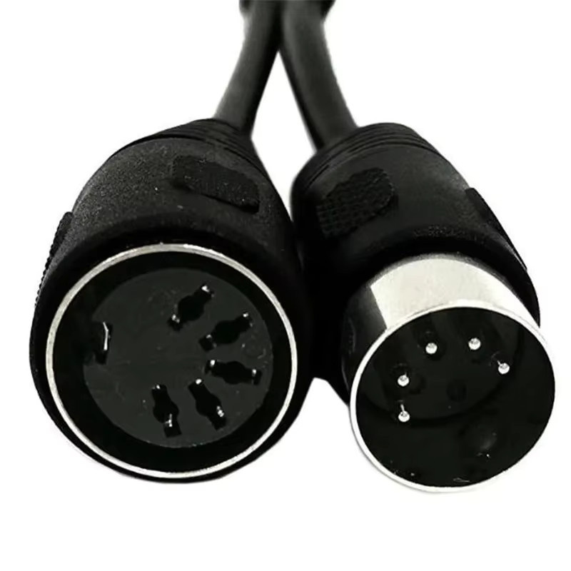 BSN MIDI-Verlängerungskabel mit 5-Pin DIN Stecker auf Buchse in Schwarz - Bild 3