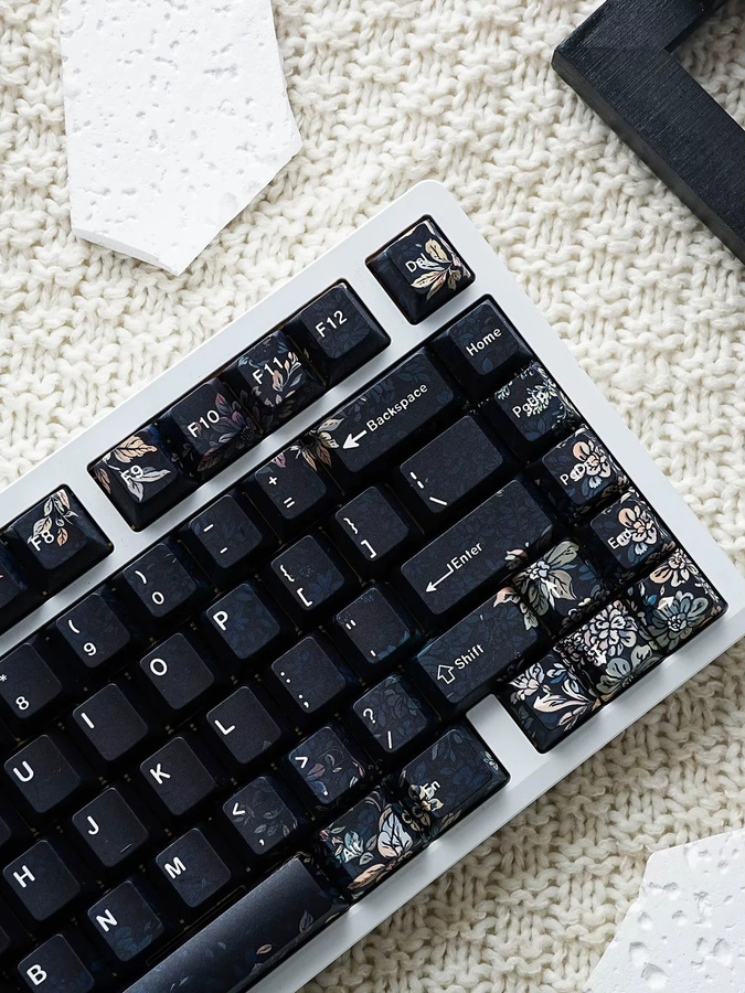Jaycomia PBT-Tastenkappen mit seitlicher Beleuchtung im Cherry-Profil für mechanische Tastaturen, 131 Tasten, multilingual (Deutsch, Spanisch, Arabisch, Französisch, Russisch, Koreanisch) - Bild 7