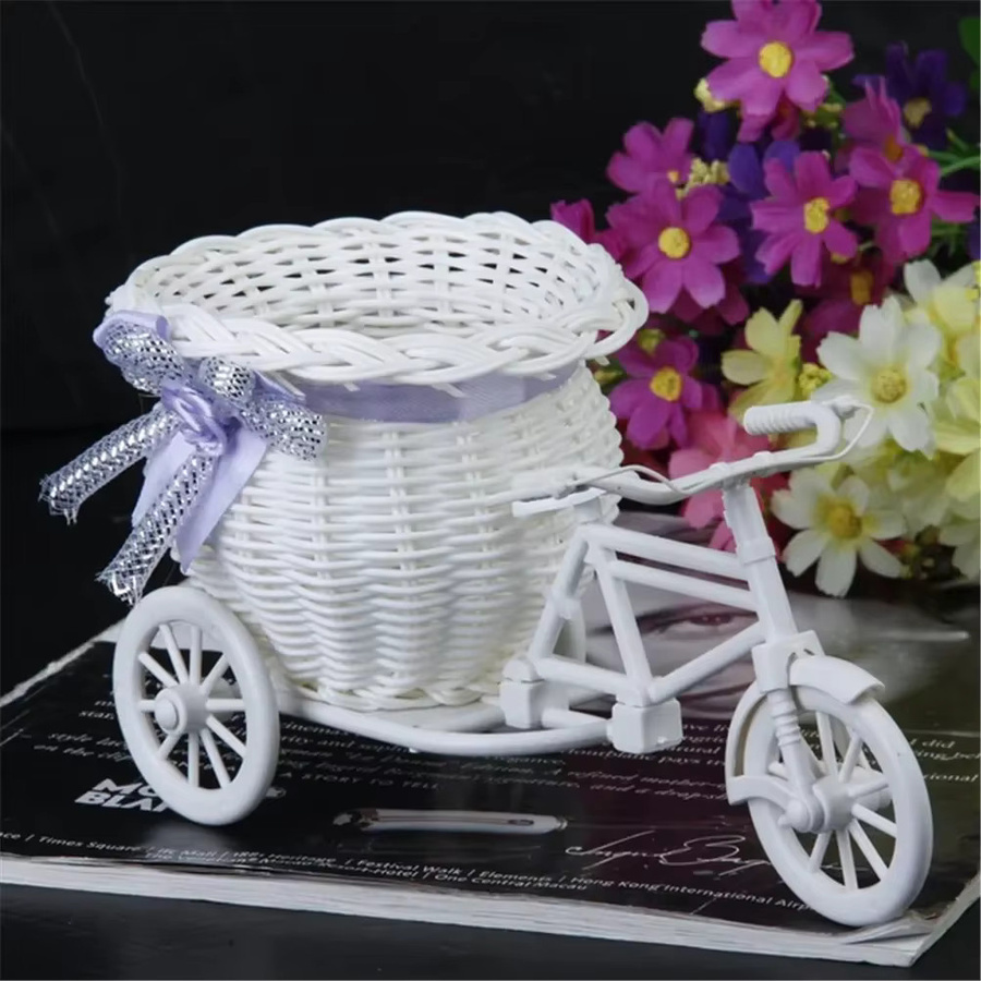 TPXCKz Blumenkorb in Dreirad-Optik aus Kunststoff, weiße Vase für Tisch und Schreibtisch, dekorativer Blumentopf im Shabby-Chic-Stil für Hochzeiten und Wohnaccessoires - Bild 2