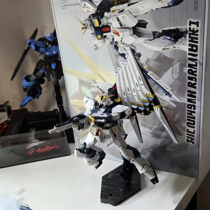 Bandai RG 32C 1/144 The Fighter Base Limited V Fighter Titan Finish, Montagemodellbausatz, 1:144 - Bild 4