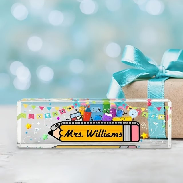 Personalisiertes Acryl-Schreibtisch-Namensschild von Hello Young in Transparent mit roter Schrift, rechteckiges Tischschild aus Kunststoff - Bild 1