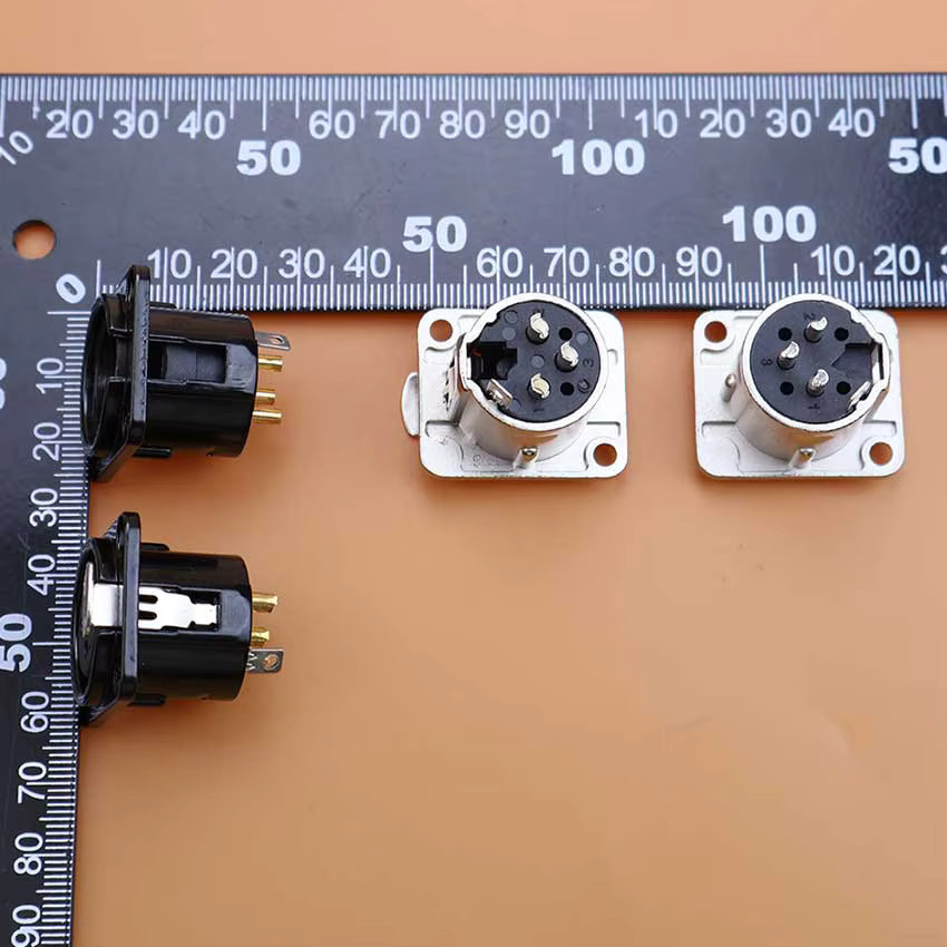 ChengHaoRan XLR Metall-Buchse Stecker für Audio und Mikrofon in Schwarz und Silber (3-Pin, 4-Pin, 5-Pin) - Bild 4
