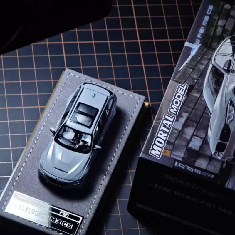 MORTAL F81 M3 Travel Edition LC500 ER34, Miniatur-Simulationsautomodell, 1:64, blau, Metall - Bild 1