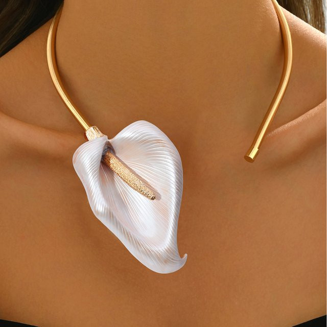 XIGUO Halskette, Calla-Lilie, Gold, Messing, Damen - Bild 1