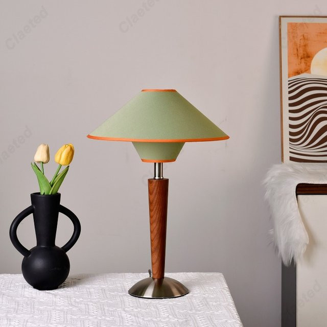 Claeted Retro LED Schreibtischlampe aus Massivholz in Beige mit Stoffschirm und warmweißem Licht - Bild 1