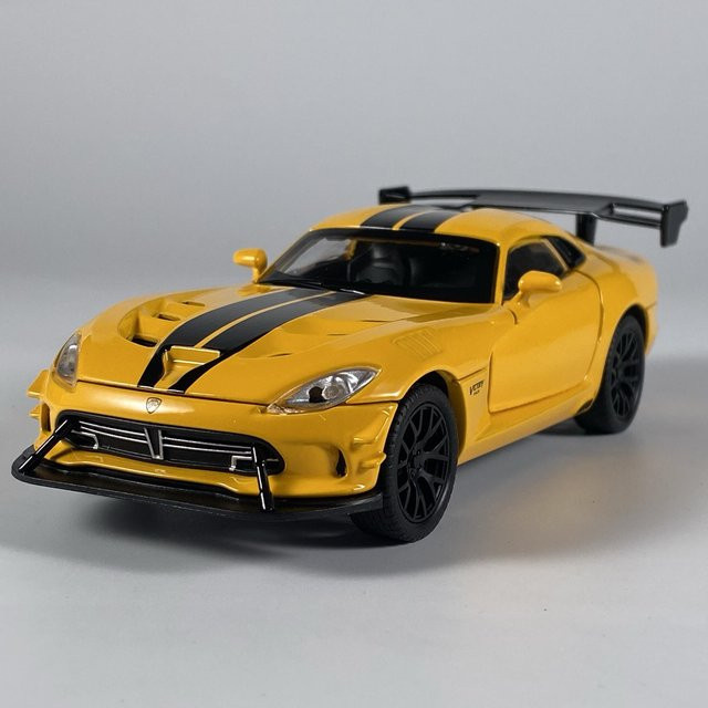 Maisto Dodge Viper ACR, Modellauto, 1:32, Gelb, ab 14 Jahren - Bild 1