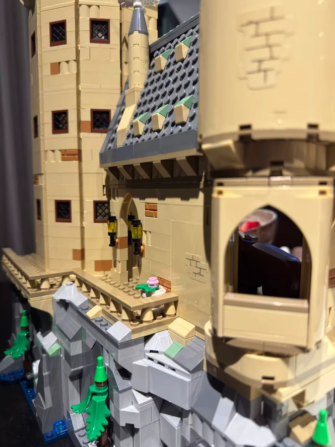 Potdemiel Magic World Großer Turm, Bausatz, 2135 Teile, 12 Figuren, ab 14 Jahren - Bild 4