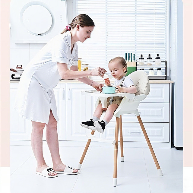Babyhochstuhl 2-in-1 umwandelbar in Beige und Weiß mit höhenverstellbarer Sitzfläche und Sicherheitsgurt - Bild 1