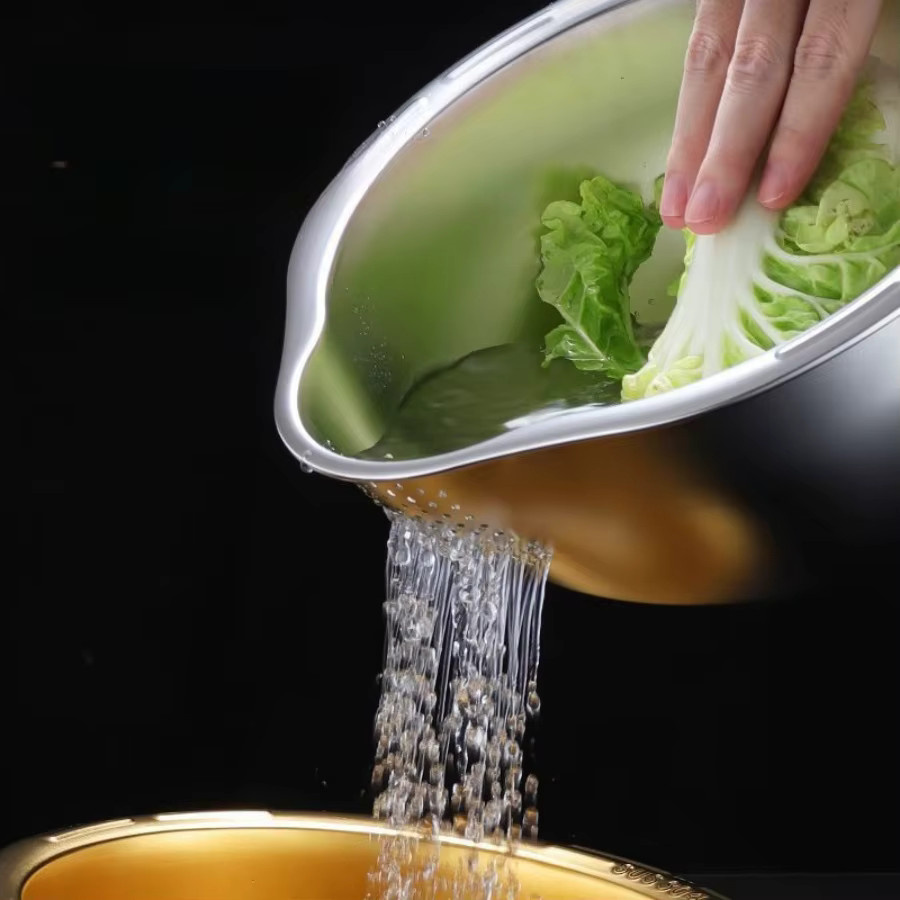 BAIJL Reiswaschschüssel aus Edelstahl in Silber als Reissieb und Obst- sowie Gemüsesieb - Bild 4