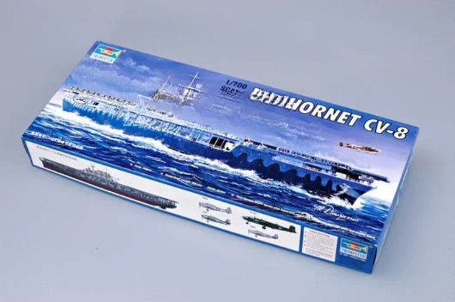 Trumpeter US Navy Hornet CV-8 Flugzeugträger-Modellbausatz, Kunststoff, Maßstab 1:700 - Bild 1